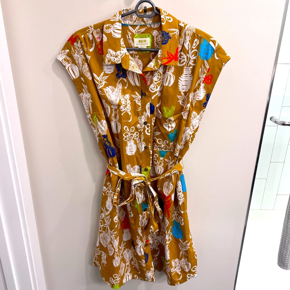 Shirt dress with tie waist